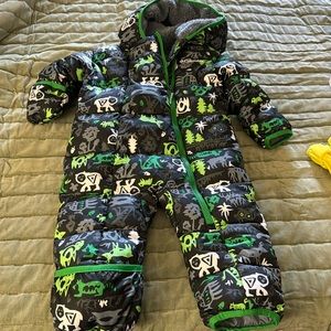 Columbia snowsuit 6-12 months